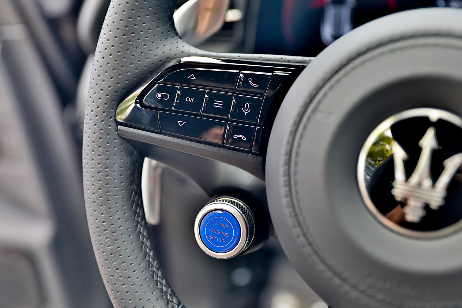 New 2024 Maserati Grecale GT image 22