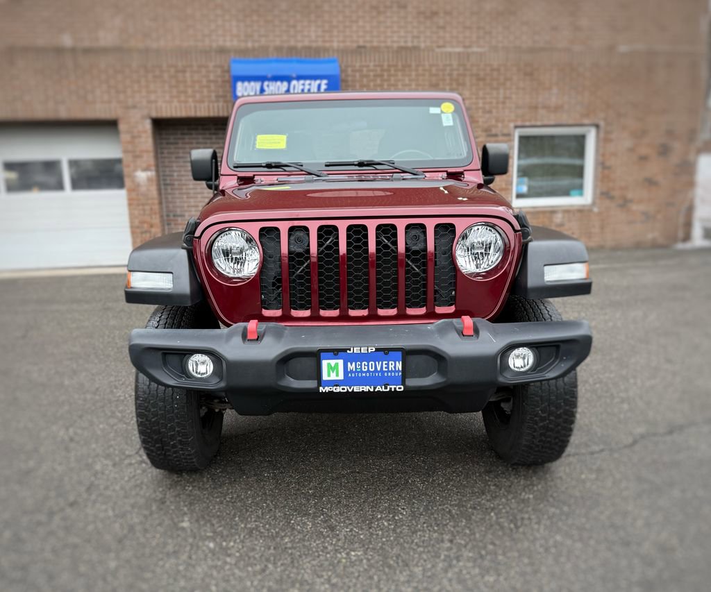 Used 2022 Jeep Gladiator Sport image 2