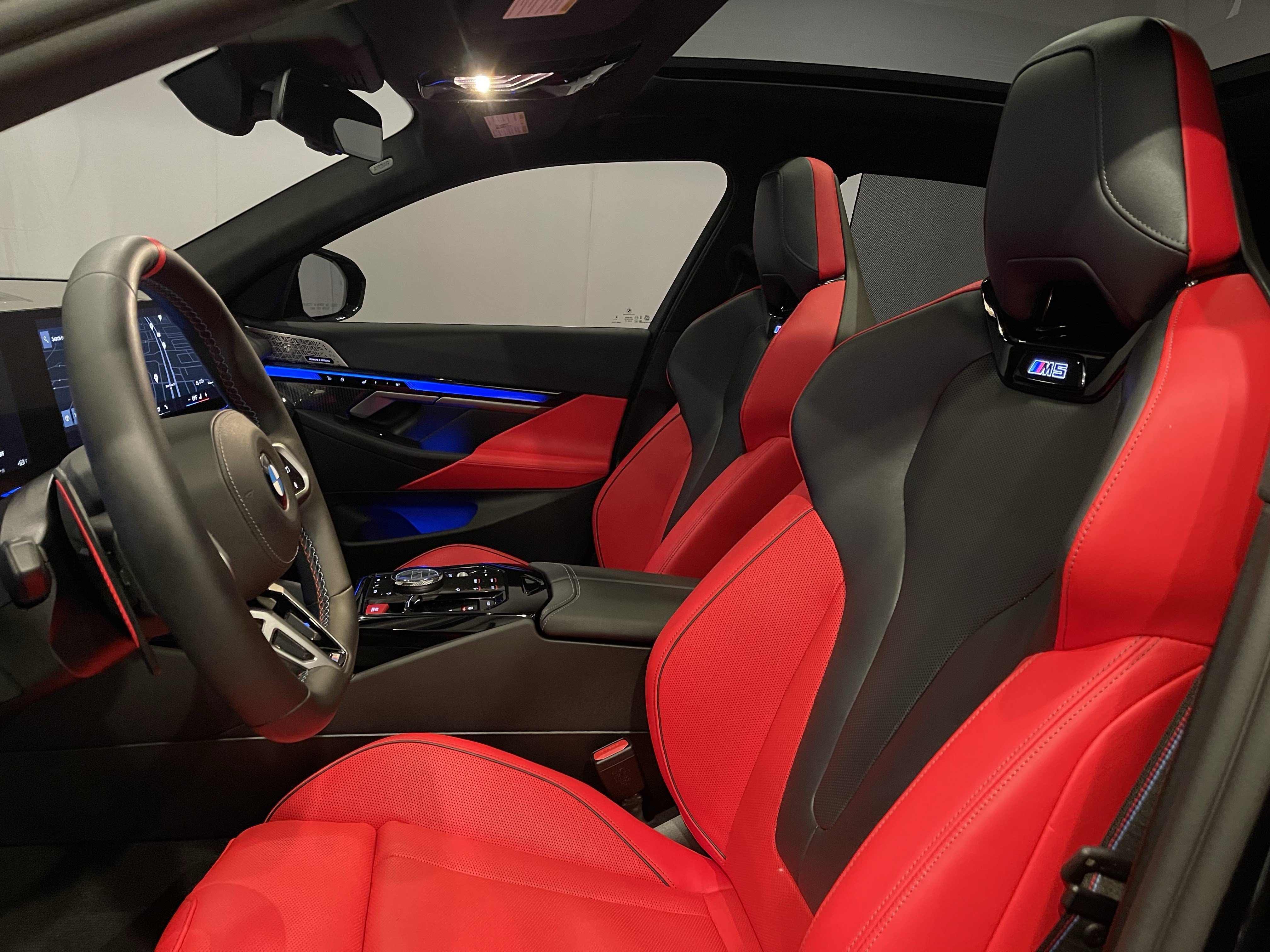 Certified 2025 BMW M5 w/ Executive Package AWD/4WD image 14