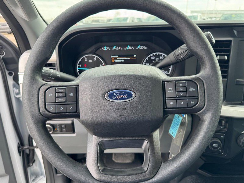 New 2026 Ford F550 XL 4WD Reg Cab CA image 10