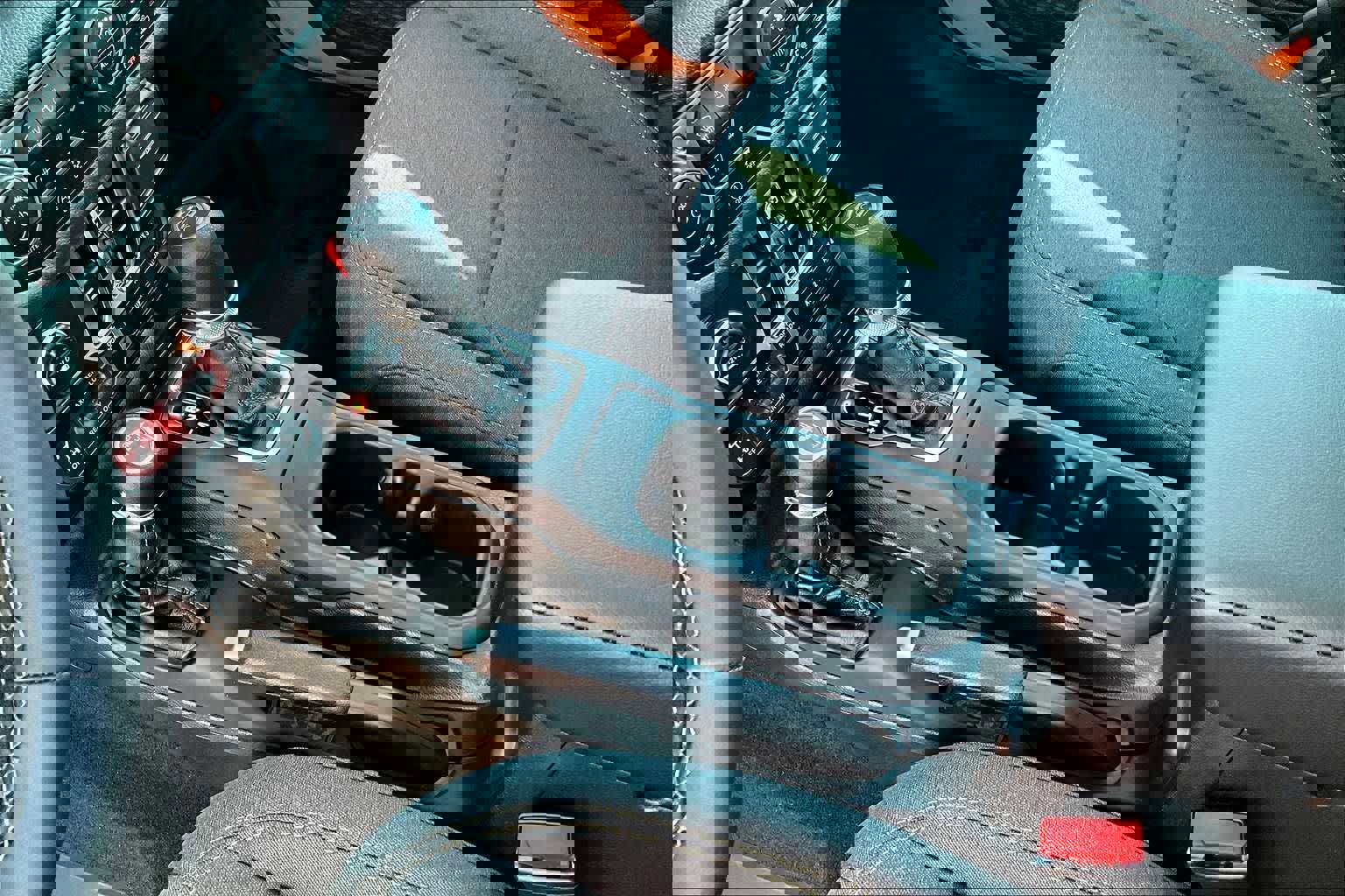 New 2025 Jeep Gladiator Sport image 18