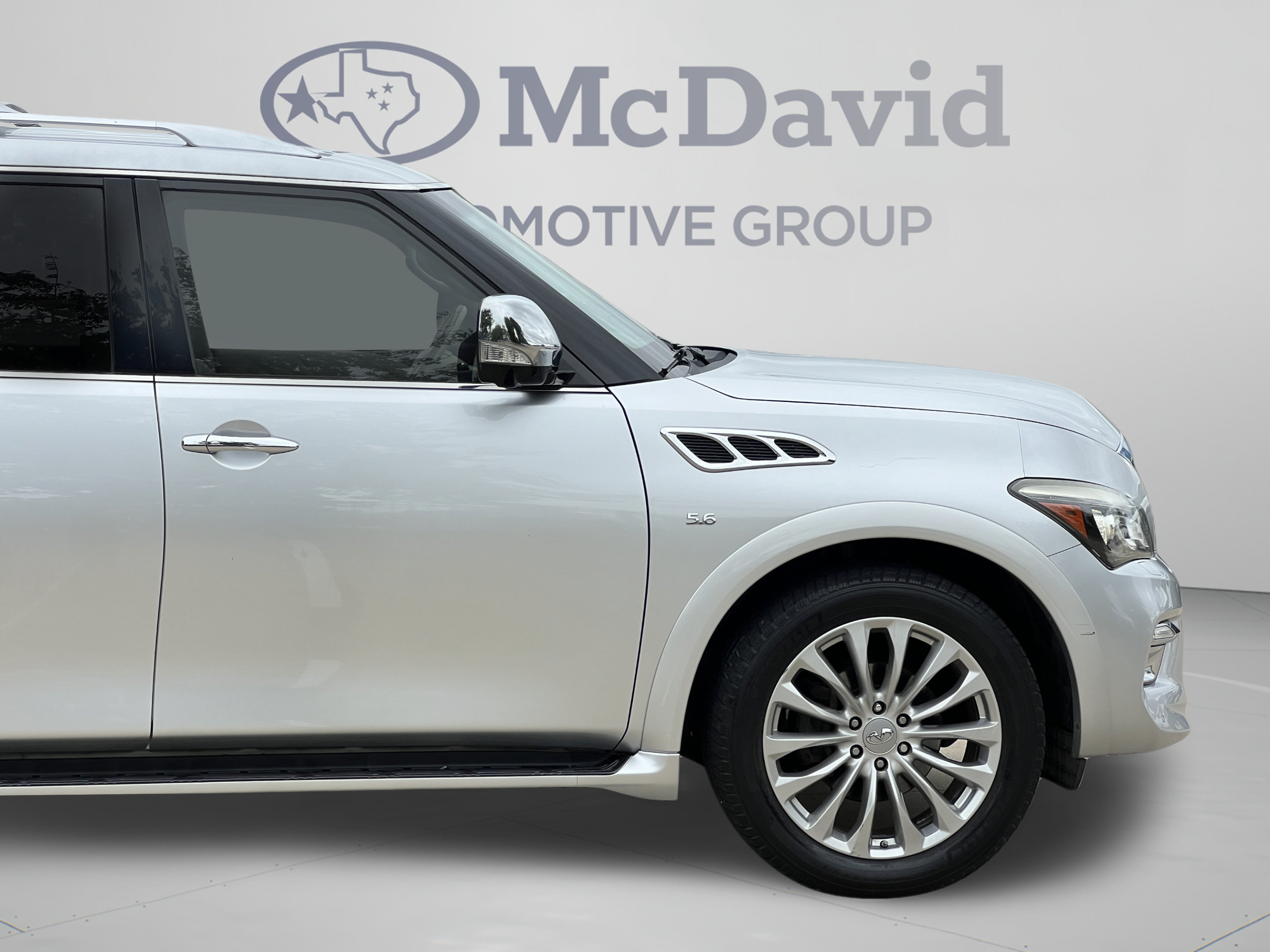 Used 2015 INFINITI QX80 2WD w/ Deluxe Technology Package image 37