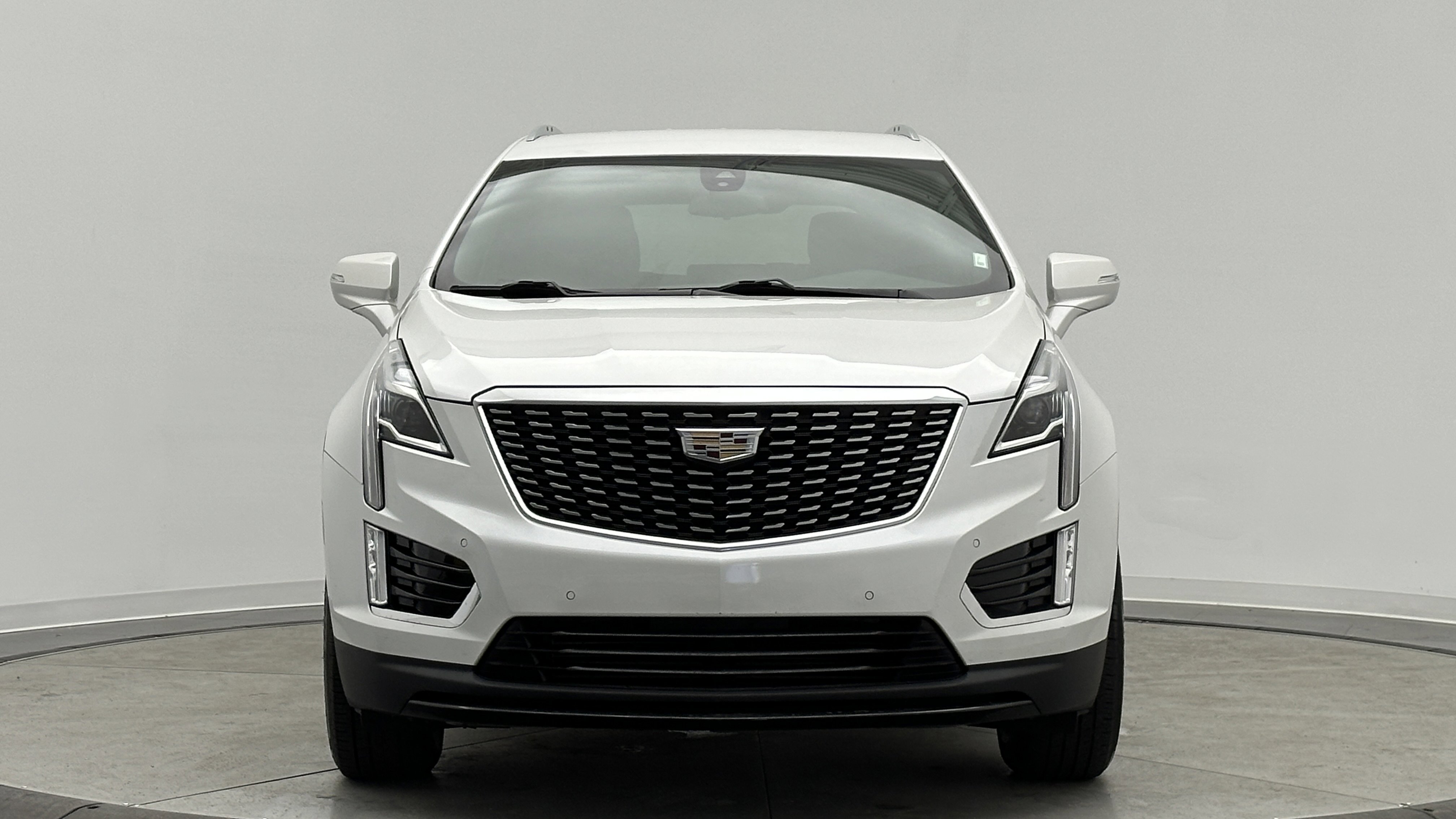 Used 2020 Cadillac XT5 Luxury image 2