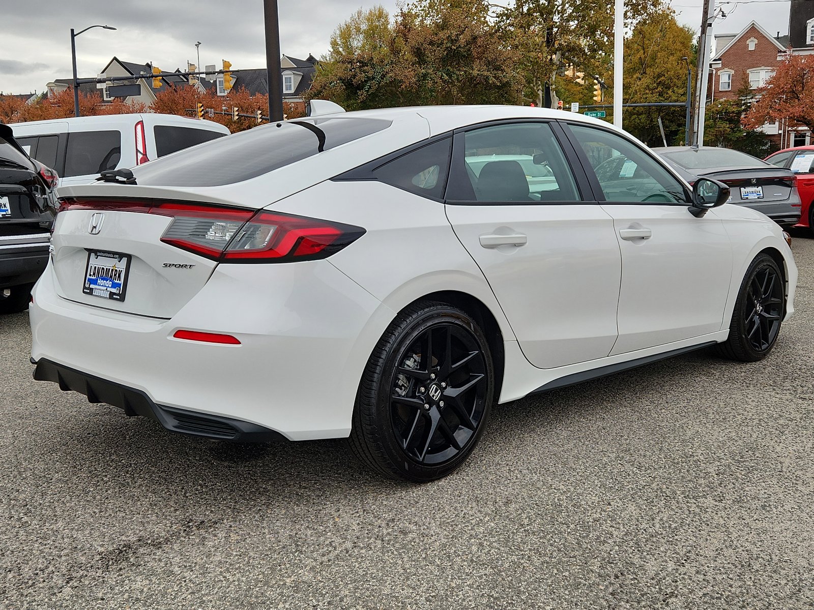 Used 2025 Honda Civic Sport image 4