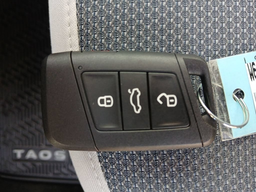 New 2026 Volkswagen Taos S FWD image 27