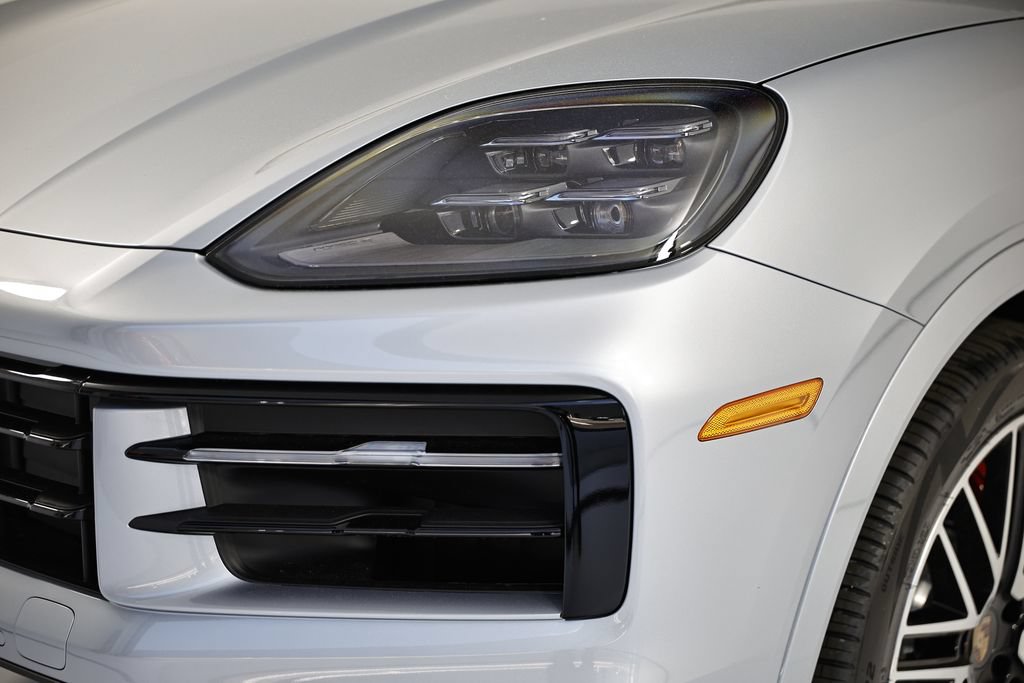 New 2026 Porsche Cayenne S AWD/4WD image 11