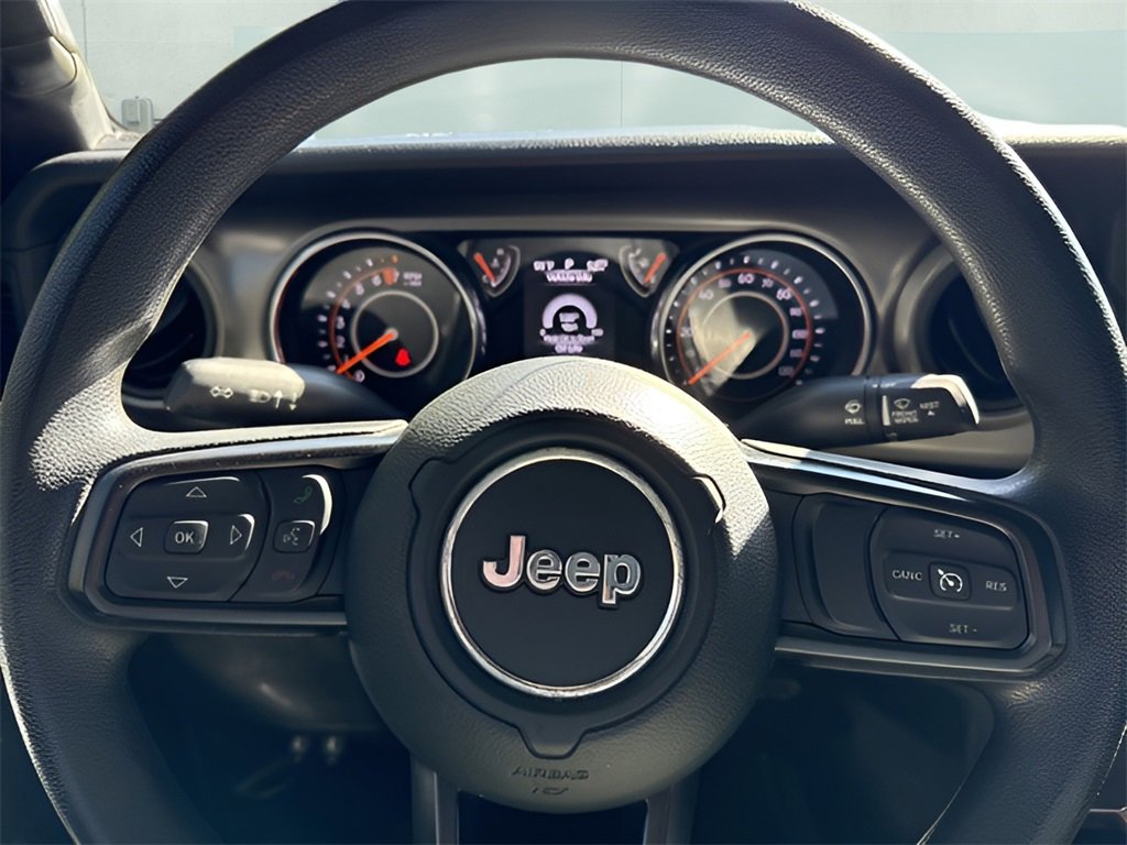 Used 2018 Jeep Wrangler Unlimited Sport image 14