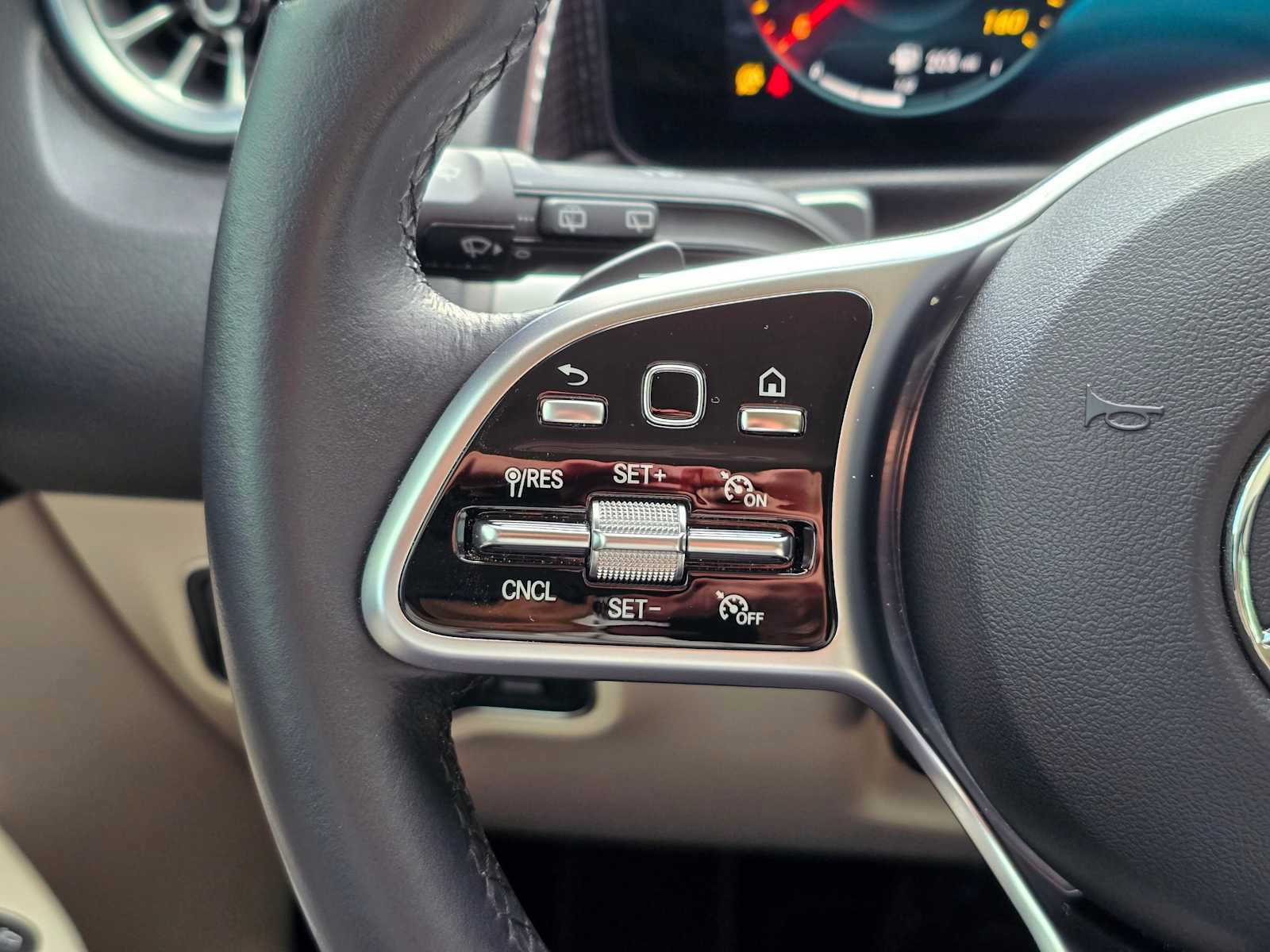 Used 2022 Mercedes-Benz GLB 250 GLB 250 image 29