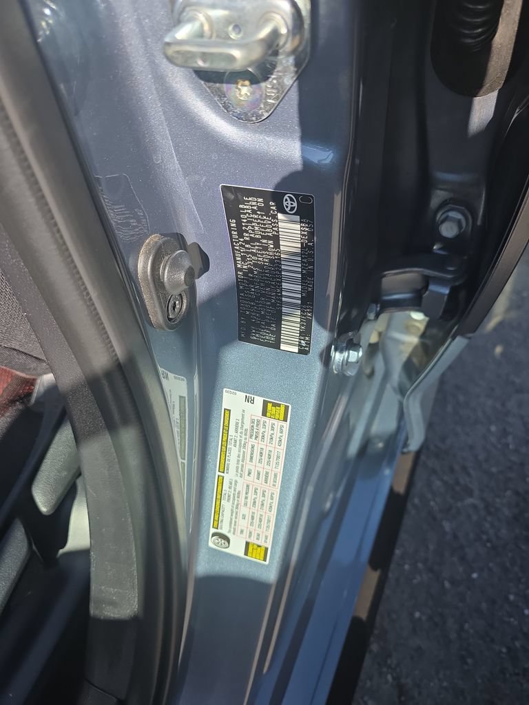 Used 2025 Toyota Corolla SE FWD image 27