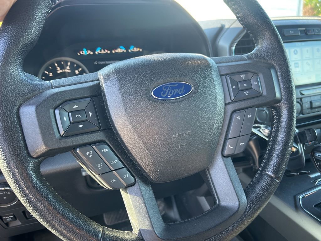 Used 2016 Ford F150 XLT w/ Equipment Group 302A Luxury image 25