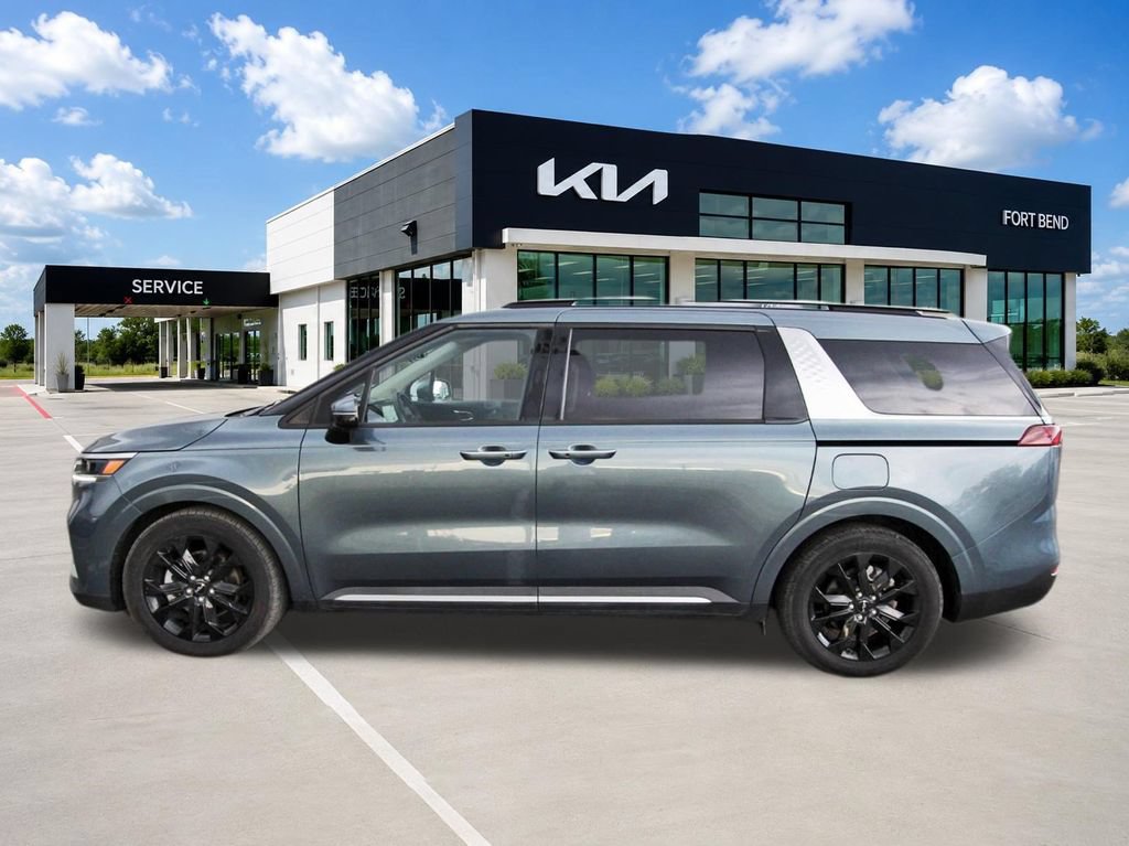 Used 2023 Kia Carnival SX FWD image 8