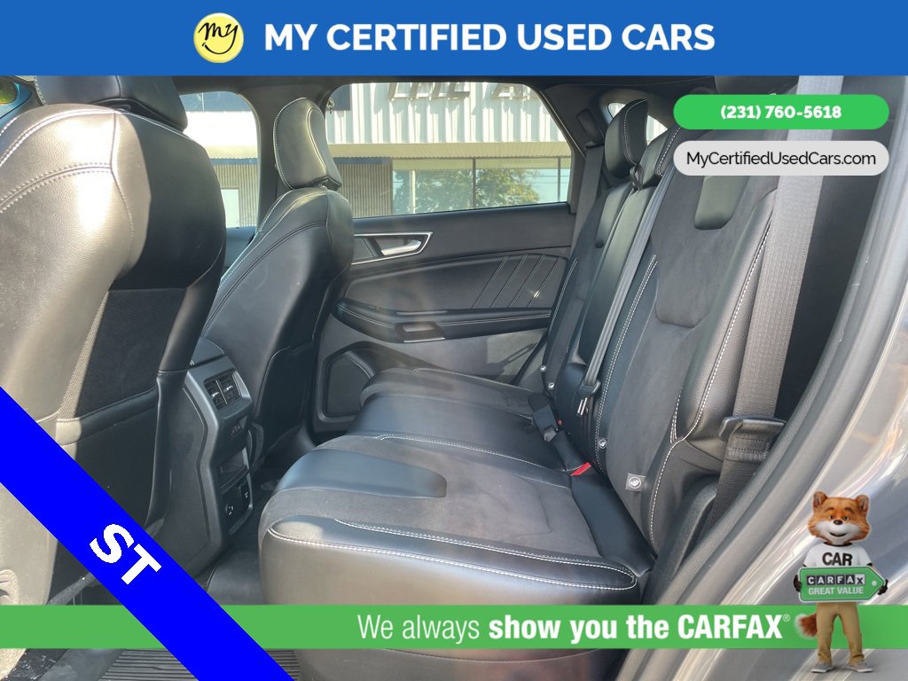 Used 2022 Ford Edge ST image 11