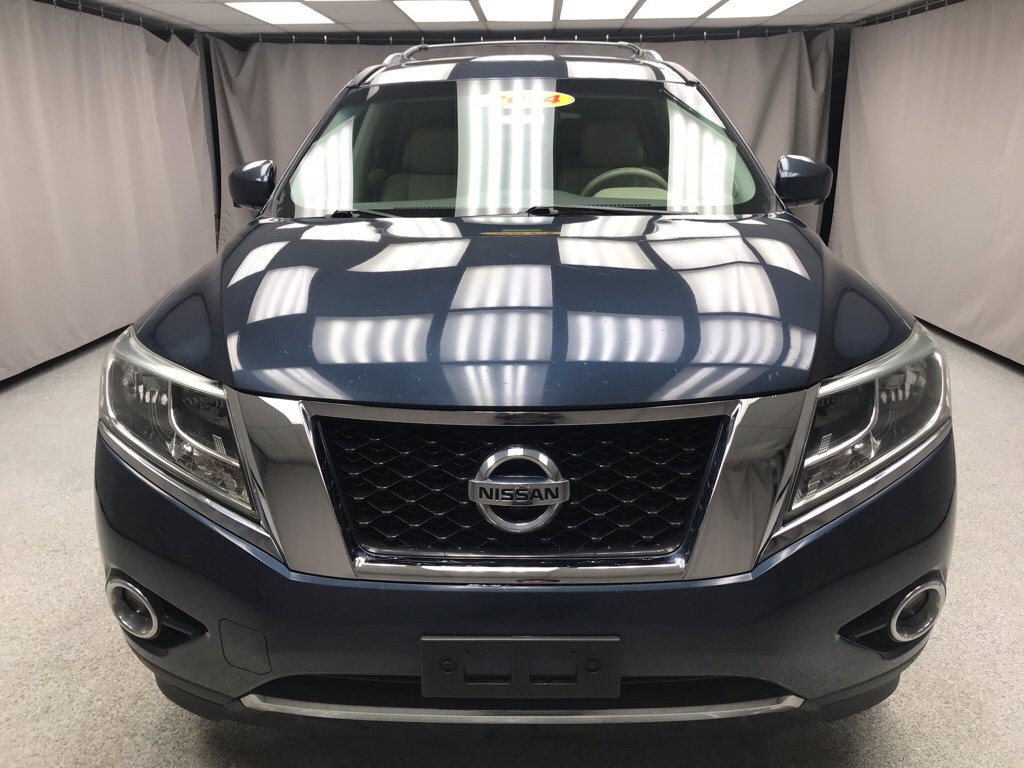 Used 2014 Nissan Pathfinder Platinum w/ Platinum Premium Package image 6