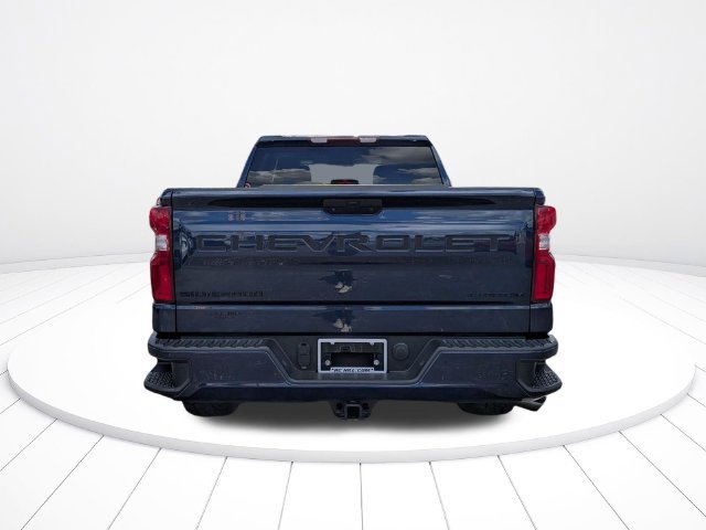 Used 2021 Chevrolet Silverado 1500 Custom w/ LPO, Dark Essentials Package AWD/4WD image 4