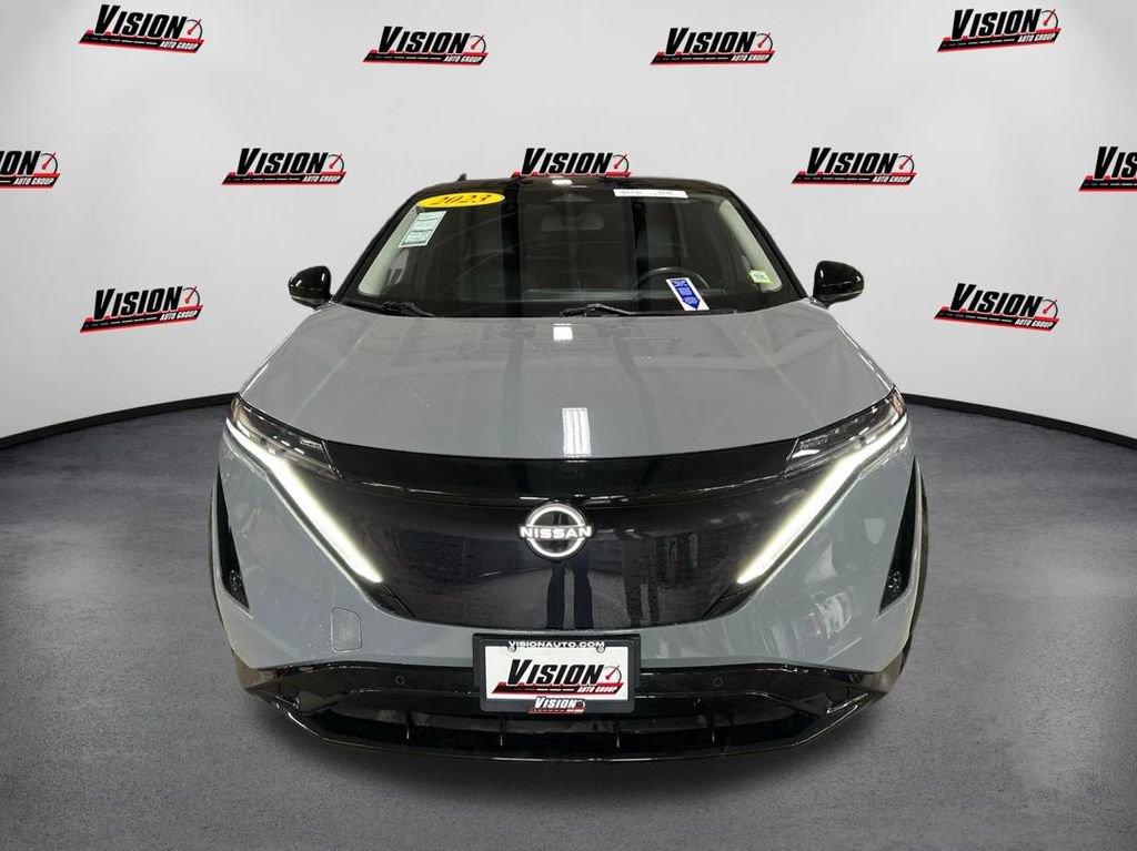 Used 2023 Nissan Ariya FWD video 2