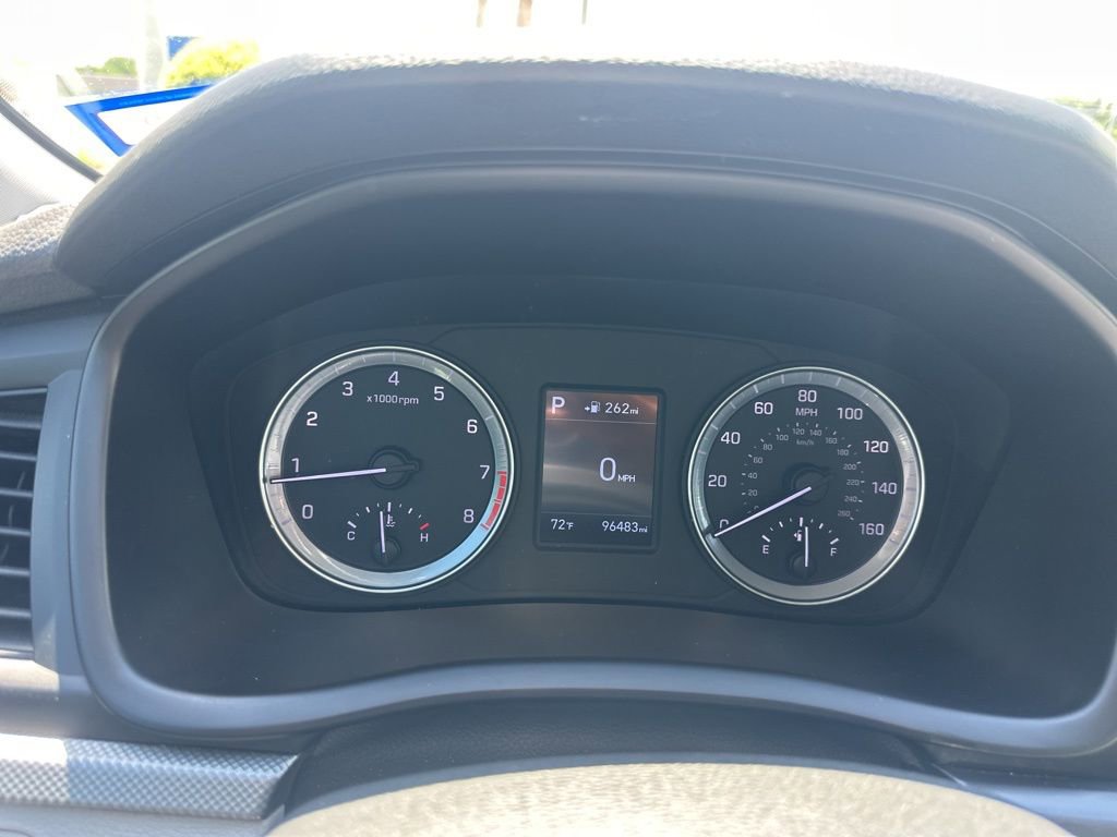Used 2018 Hyundai Sonata SE w/ Cargo Package FWD image 3