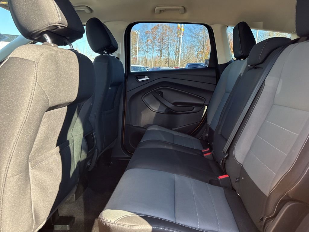 Used 2016 Ford Escape SE image 10