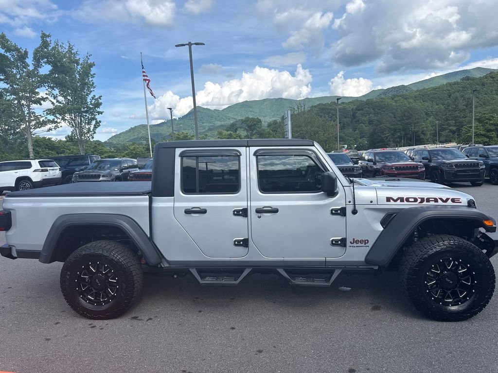 Used 2023 Jeep Gladiator Mojave w/ LED Lighting Group AWD/4WD image 2