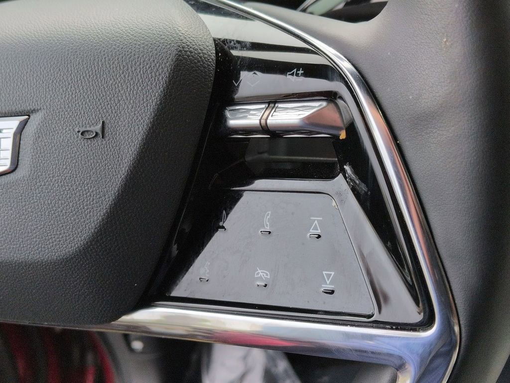 Certified 2026 Cadillac Vistiq Sport image 13