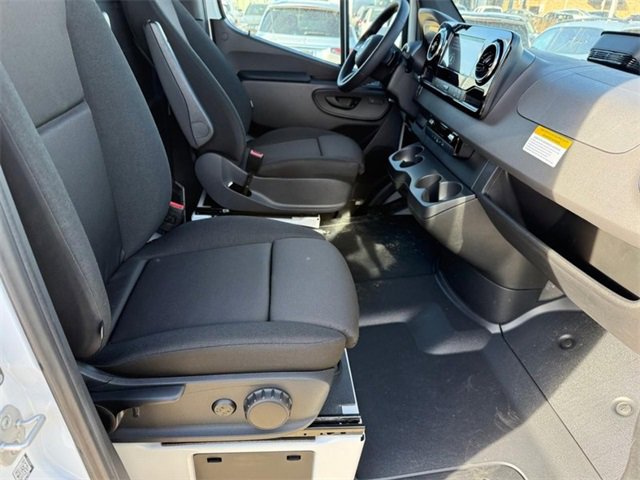 New 2026 Mercedes-Benz Sprinter 2500 image 8