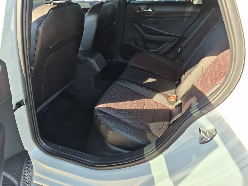 Used 2023 Volkswagen Jetta GLI Autobahn FWD image 35