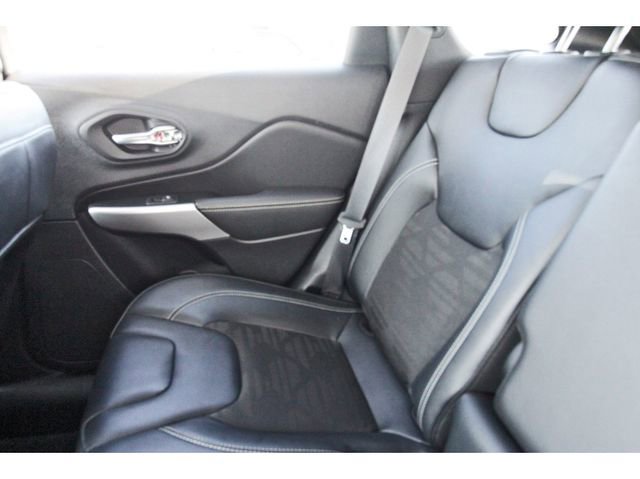 Used 2022 Jeep Cherokee Latitude image 11