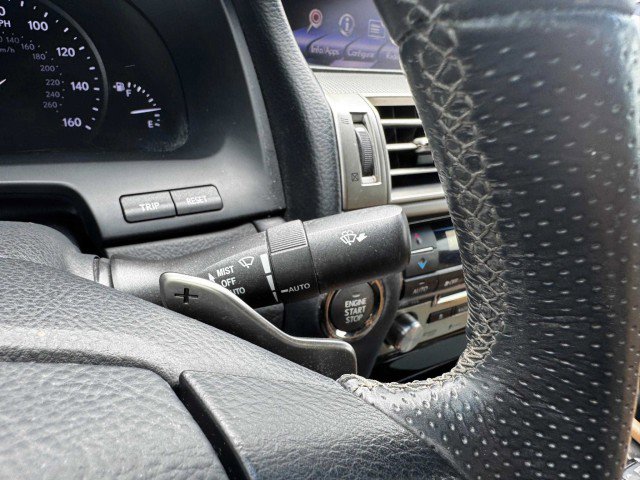 Used 2014 Lexus LS 460 image 25