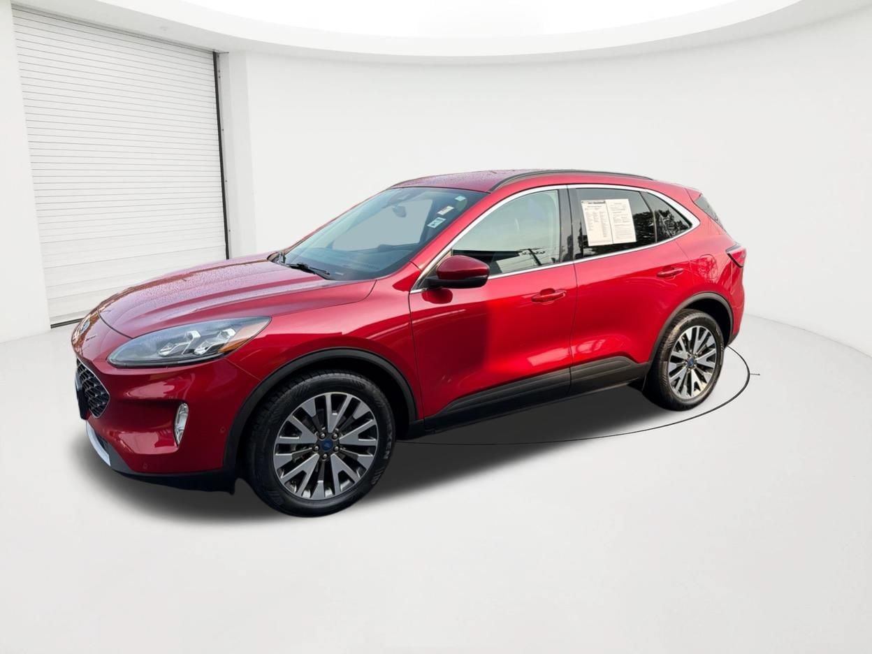 Used 2020 Ford Escape Titanium AWD/4WD video 1