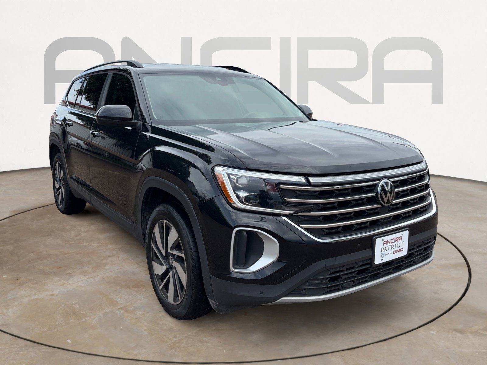 Used 2024 Volkswagen Atlas SE image 4