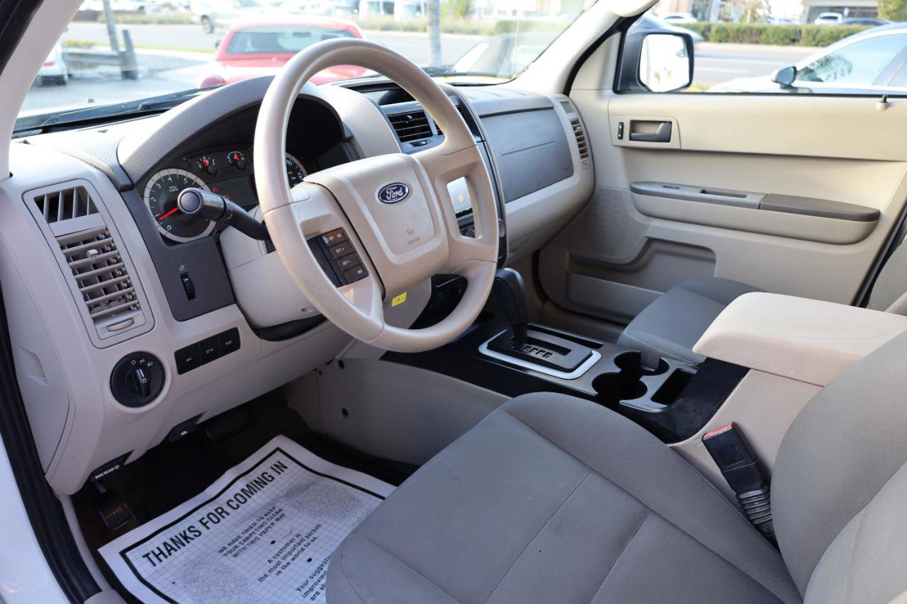 Used 2011 Ford Escape XLS w/ 101A Rapid Spec Order Code FWD image 7