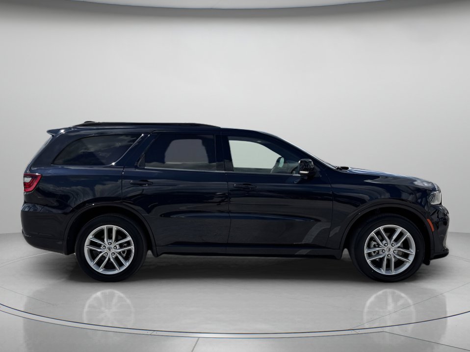 Used 2024 Dodge Durango GT RWD image 2