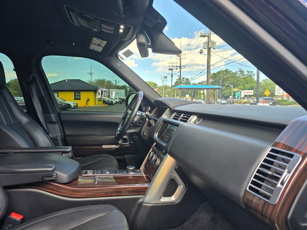 Used 2016 Land Rover Range Rover Supercharged AWD/4WD image 22