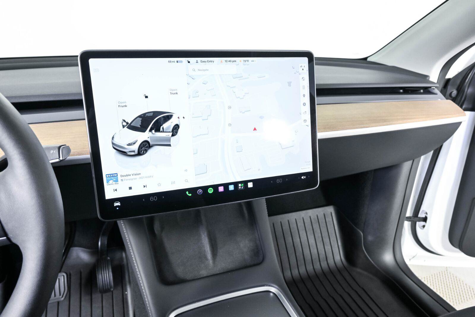 Used 2024 Tesla Model Y Long Range AWD/4WD image 12