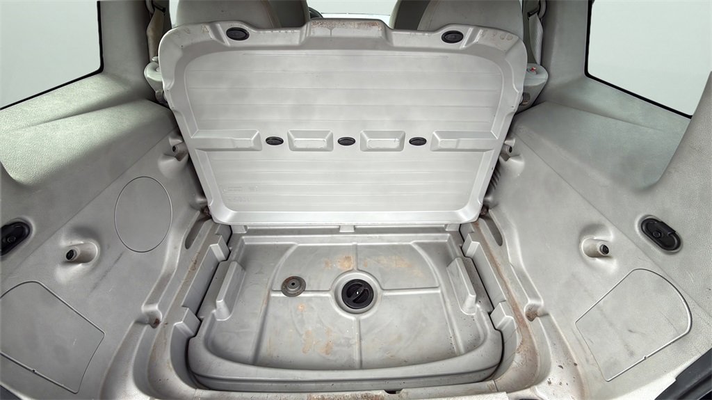 Used 2008 Chevrolet HHR LS image 13