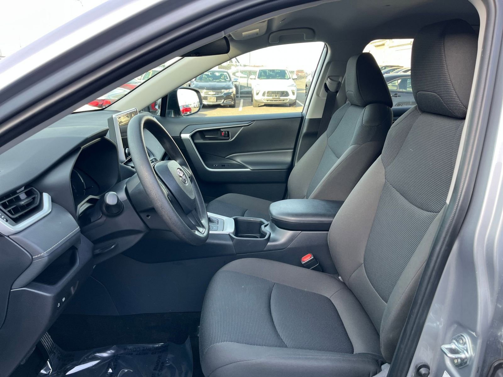 Used 2025 Toyota RAV4 LE image 35