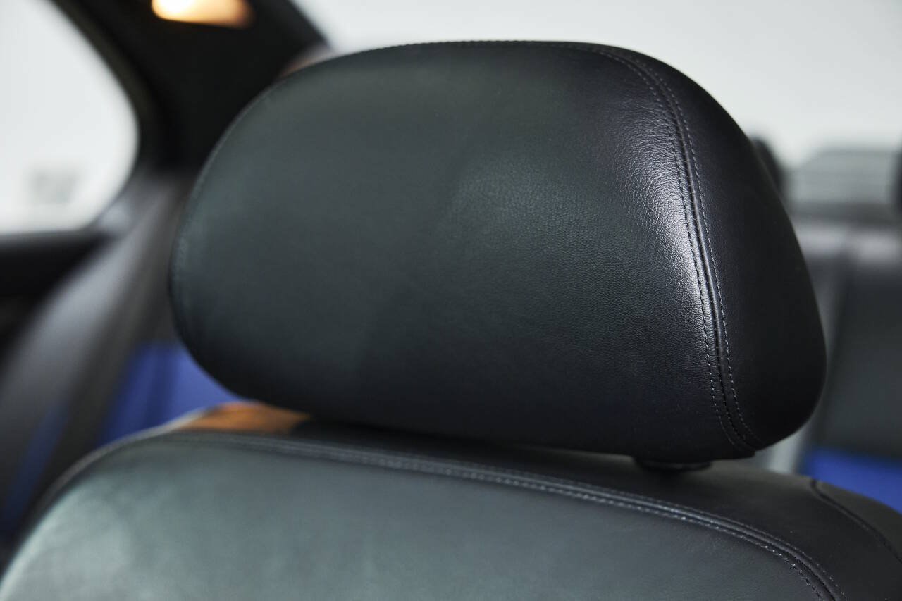 Used 2002 BMW M5 RWD image 55