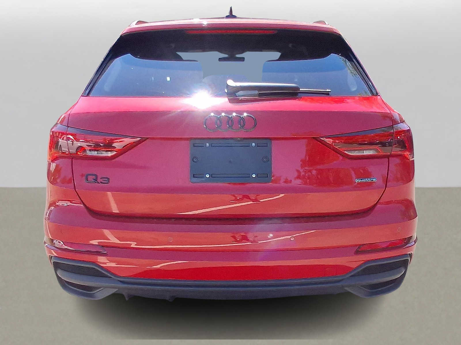 Used 2024 Audi Q3 2.0T Premium Plus w/ Premium Plus Package AWD/4WD image 29
