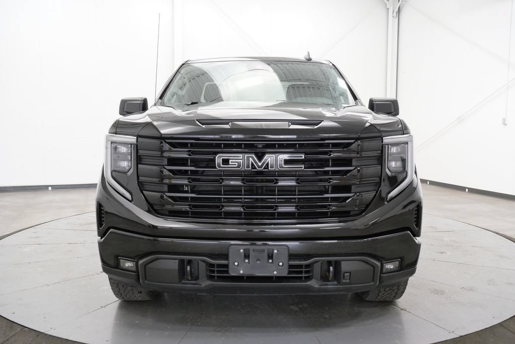 Used 2023 GMC Sierra 1500 Elevation AWD/4WD image 2