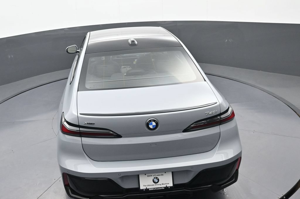 New 2026 BMW 740i xDrive w/ Executive Package AWD/4WD image 38