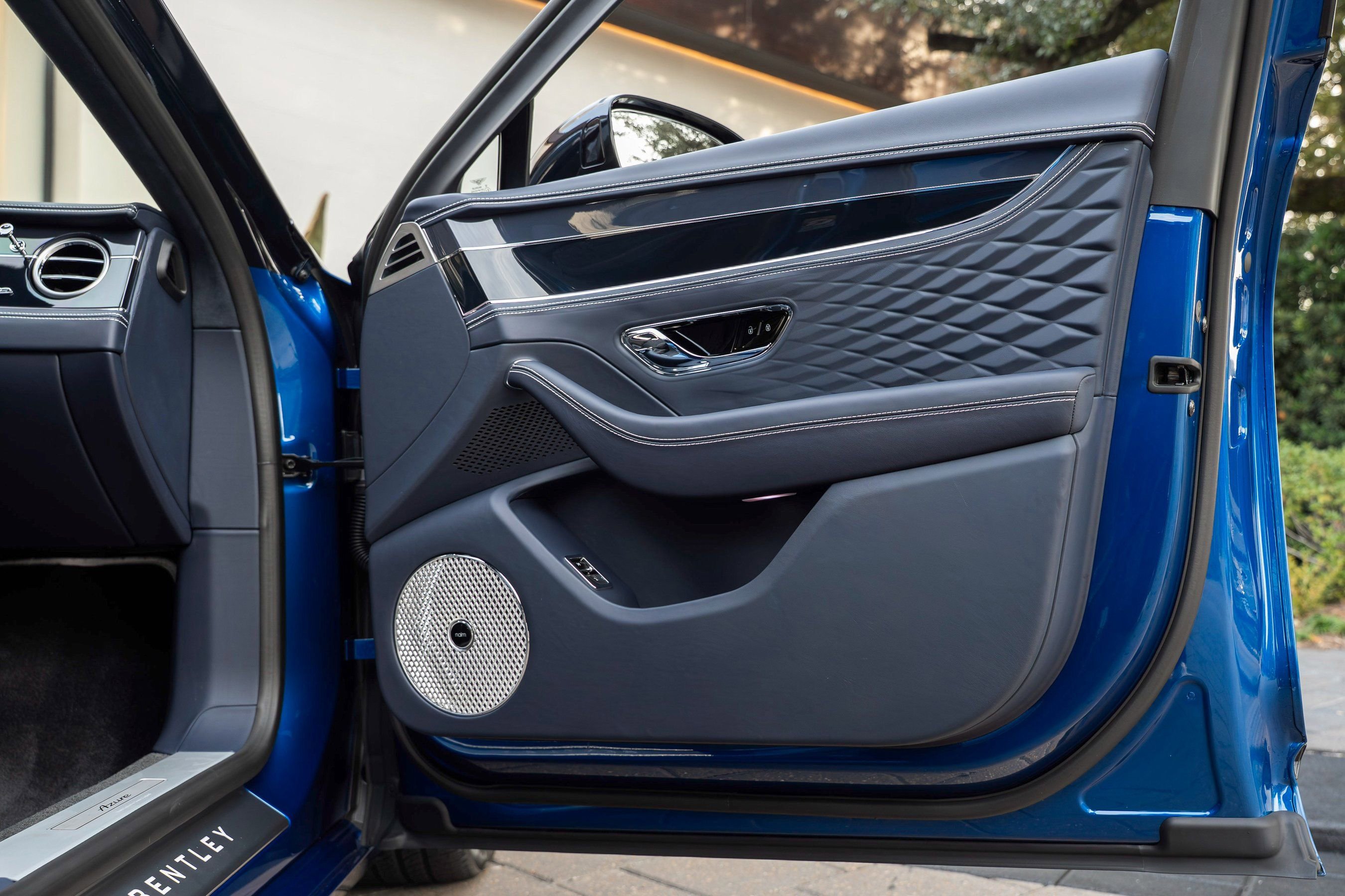 Used 2026 Bentley Flying Spur Azure image 58