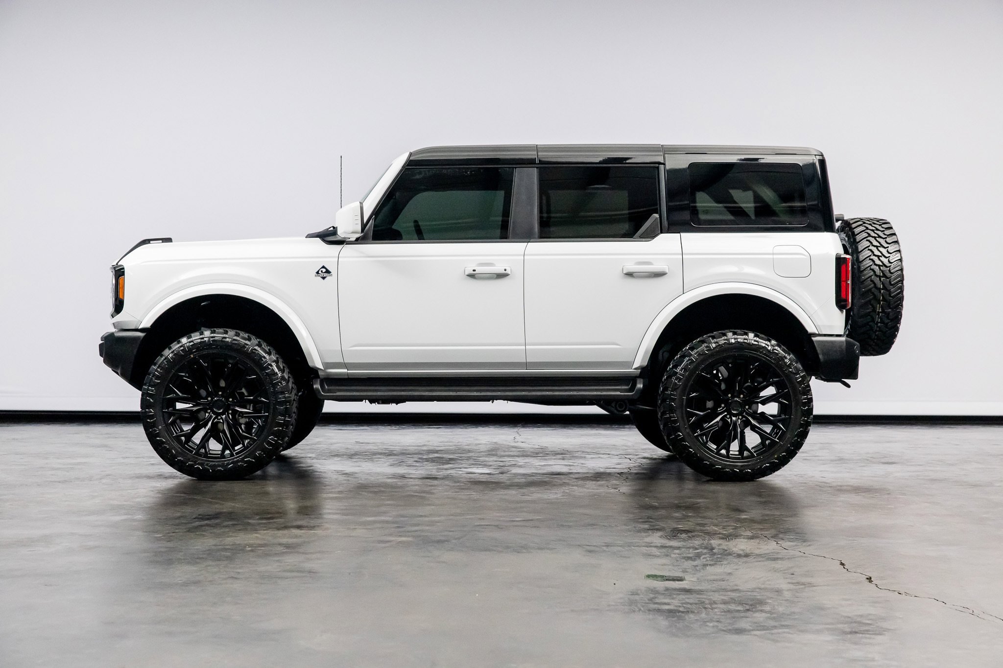Used 2025 Ford Bronco Outer Banks w/ Sasquatch Package image 9
