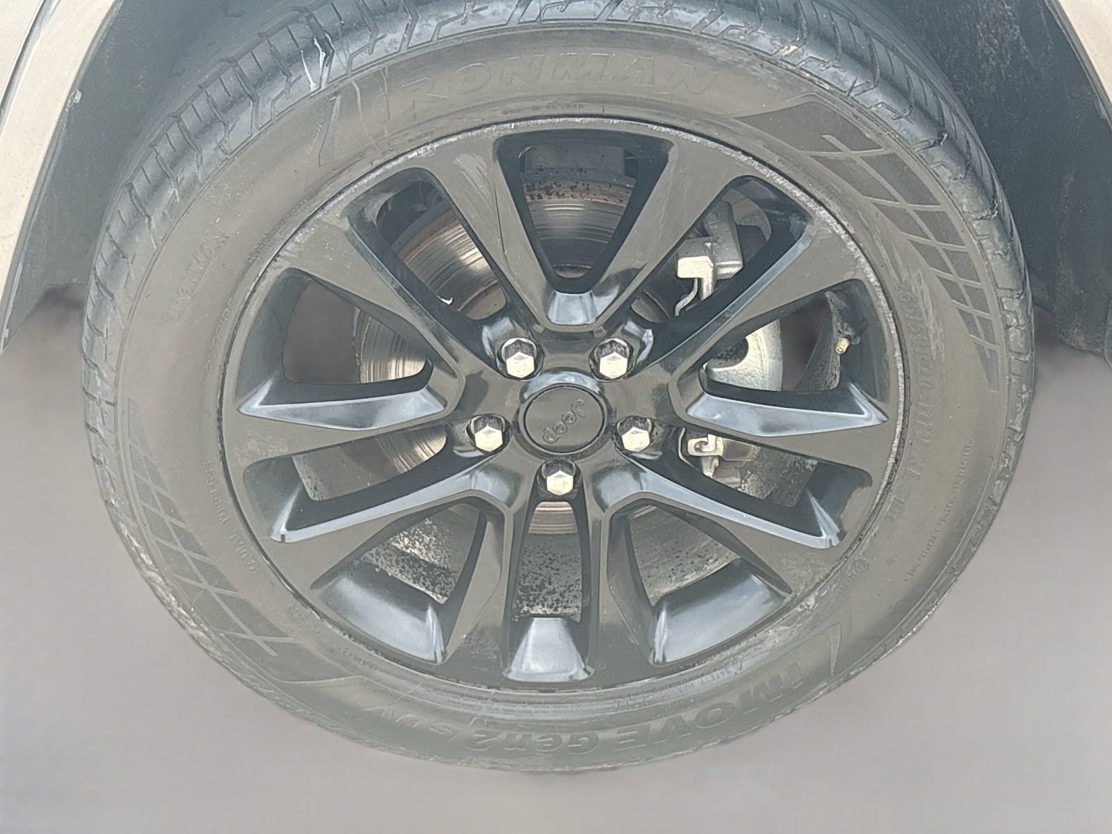 Used 2020 Jeep Grand Cherokee Altitude RWD image 31