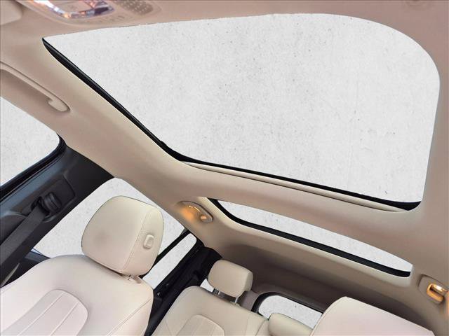 Used 2023 Mercedes-Benz EQB 300 4MATIC w/ Pinnacle Package image 14