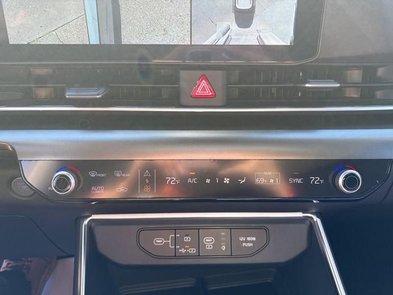 New 2026 Kia Carnival SX w/ SX Dark Edition Package image 43