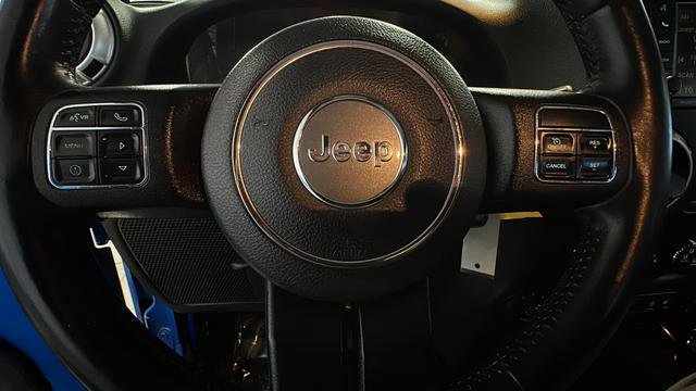 Used 2016 Jeep Wrangler Unlimited Sahara w/ Dual Top Group image 14