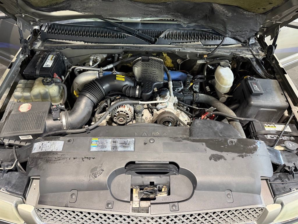 Used 2003 Chevrolet Silverado 2500 LS AWD/4WD image 10