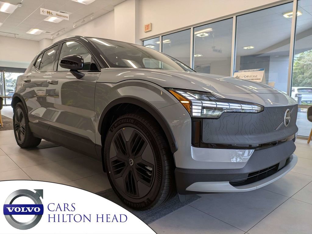 Used 2026 Volvo EX30 Cross Country Ultra w/ Protection Package Premier image 1