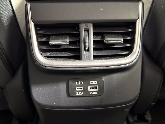 Used 2025 Subaru Legacy Premium AWD/4WD image 25