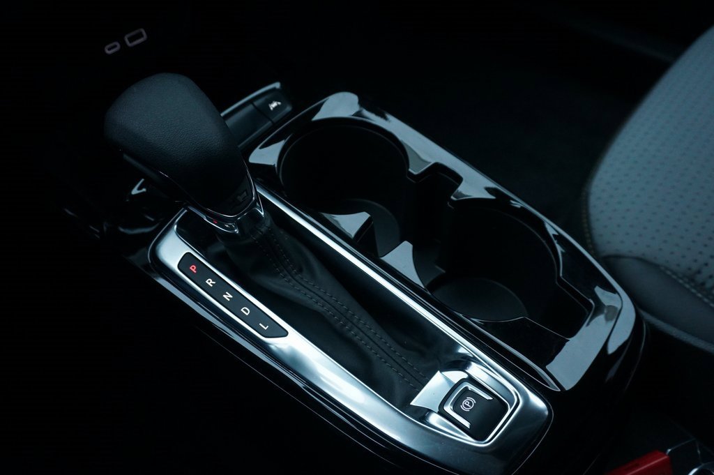 Certified 2024 Chevrolet Trax LT w/ LT Convenience Package image 16