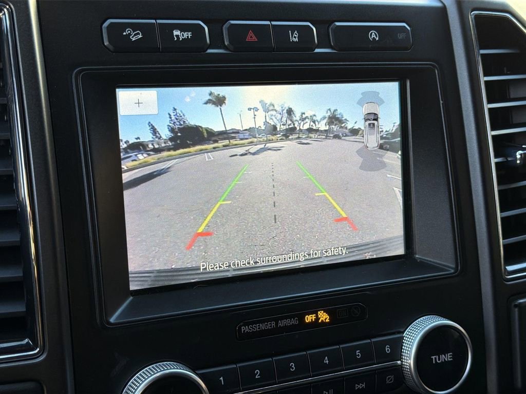 Used 2021 Ford Expedition Limited image 13